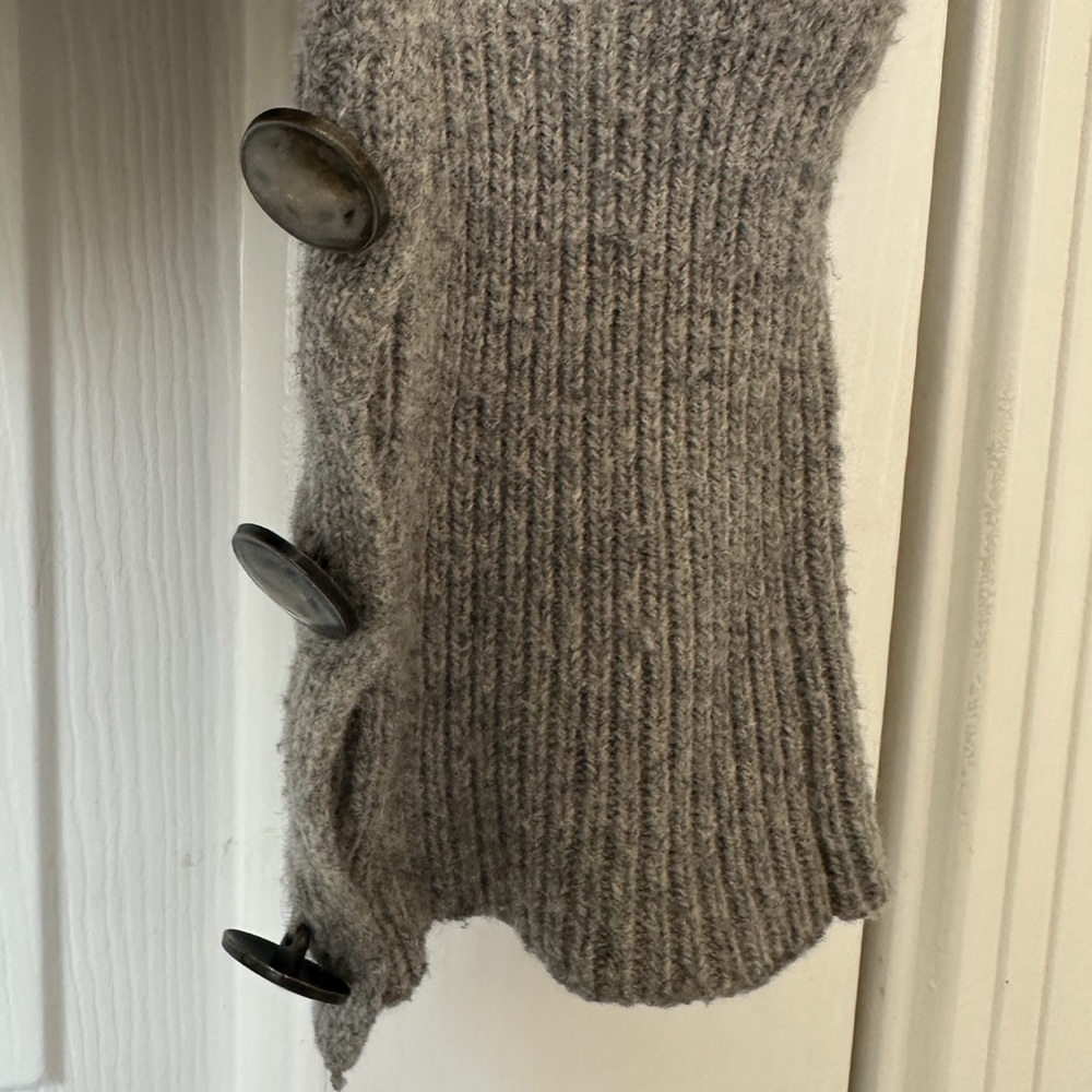 Abercrombie & Fitch Women’s Grey Y2K Cardigan Sweater - Medium - Picture 5 of 9